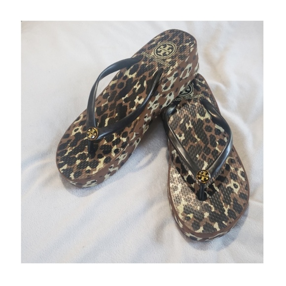 animal flip flops size 5